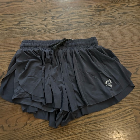 Keiki Kona shorts size small - Picture 2 of 2